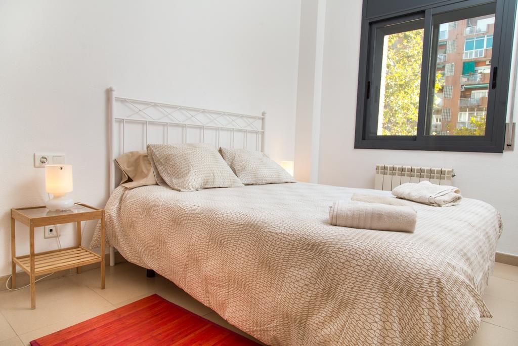 New & Sunny Apartment Barcelona Eksteriør bilde